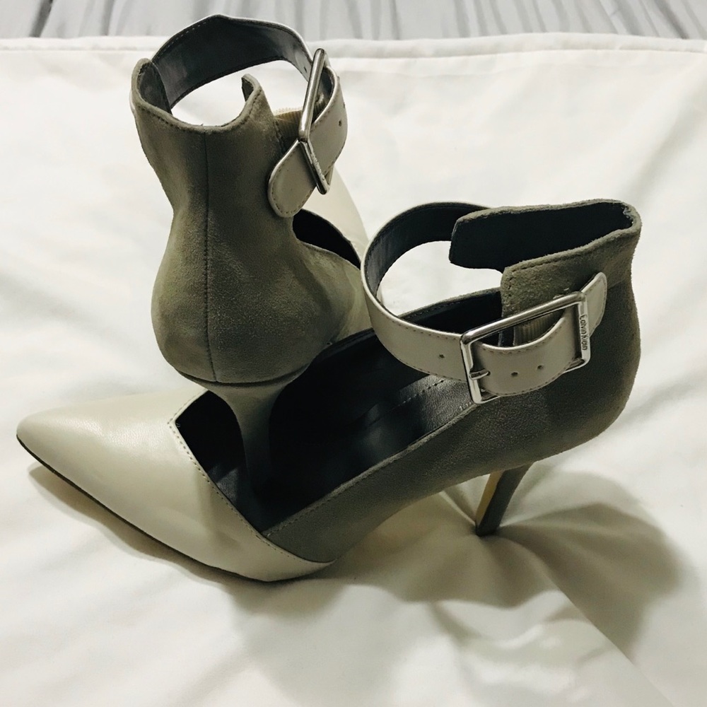 Heels - Picture 2 of 5